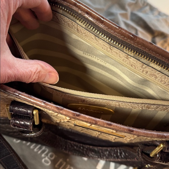 Brahmin Cream and Brown Croc-Embossed Shoulder Bag - Picture 11 of 12